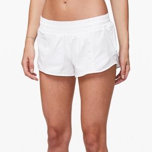 Lululemon Athletica Hotty Hot Shorts II 2.5”
